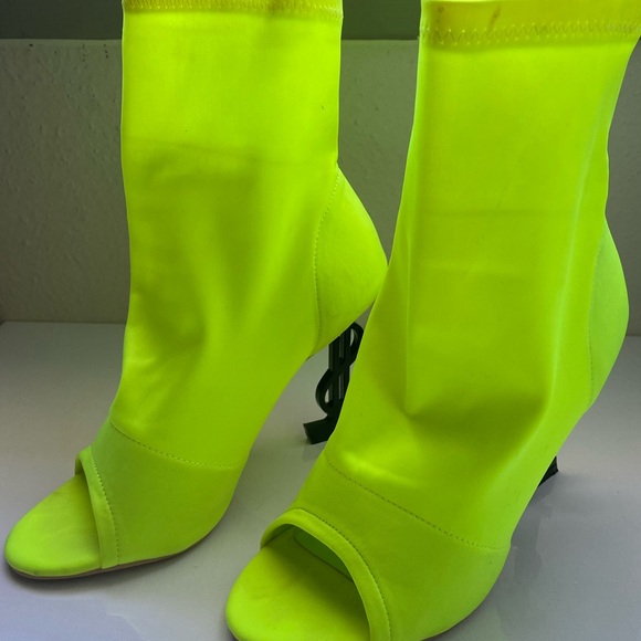 Big Money Neon Heels - Picture 3 of 3